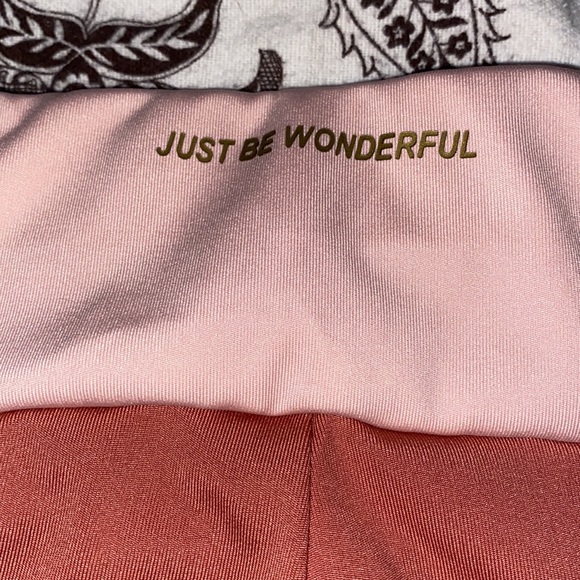 Zara leggings size 11/12 color pink and white - Picture 3 of 4